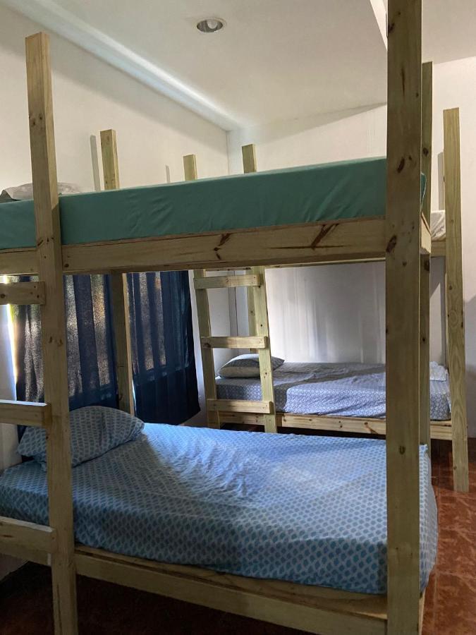 Beach Dorms San Juan Bagian luar foto