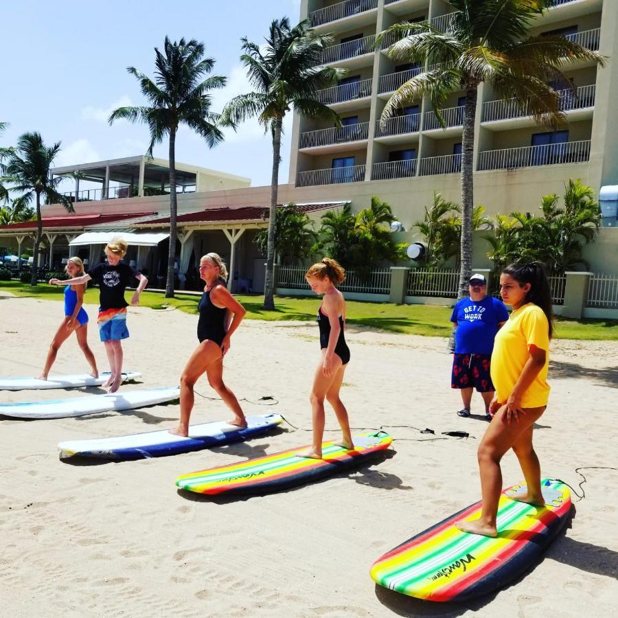 Beach Dorms San Juan Bagian luar foto